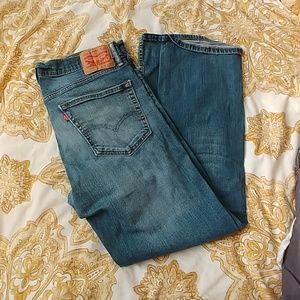Levi's 559 jeans 36/32 nice worn markings